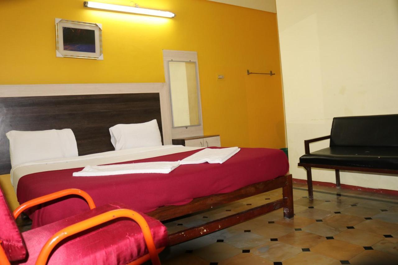 Hotel Siva Sakthi Tiruvannāmalai Eksteriør billede