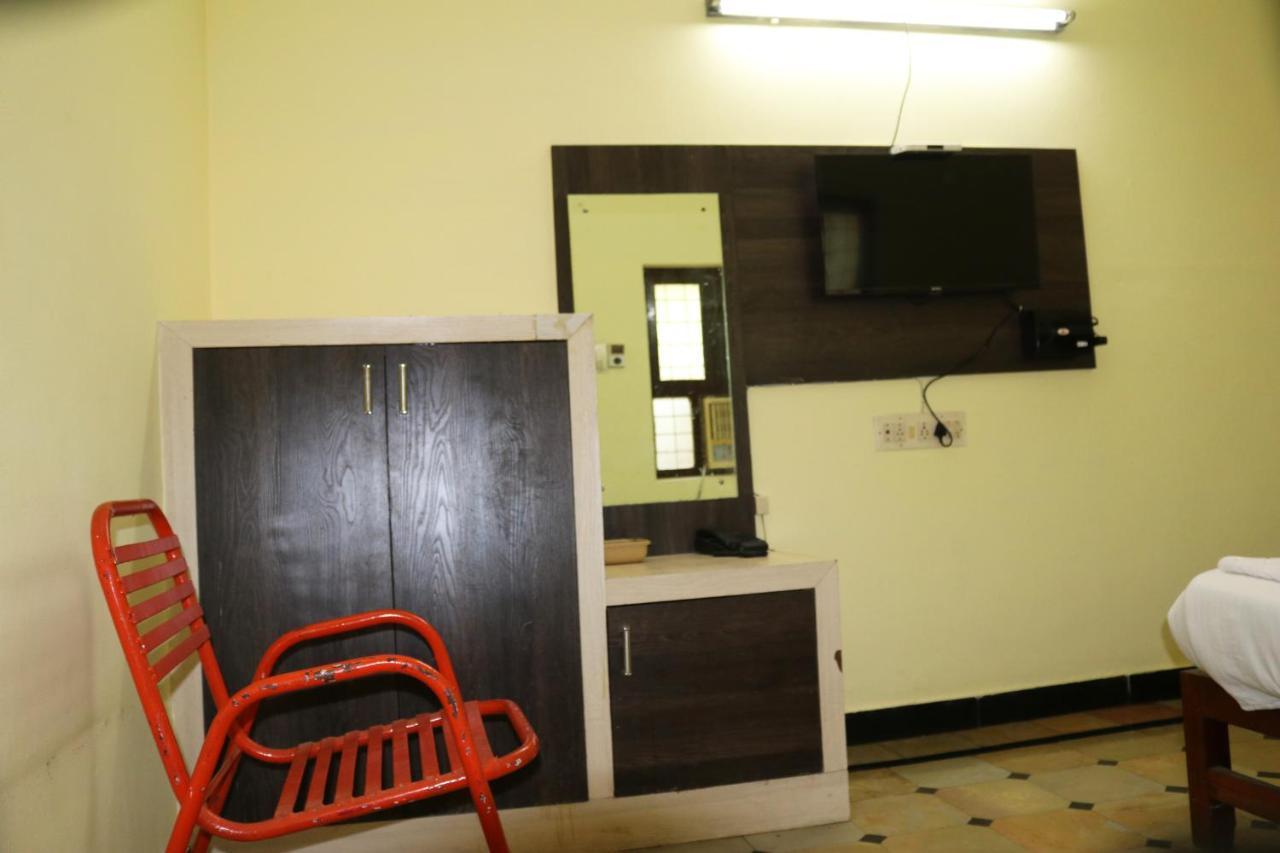 Hotel Siva Sakthi Tiruvannāmalai Eksteriør billede