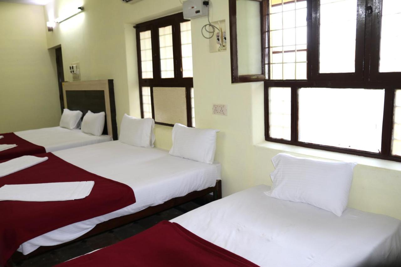 Hotel Siva Sakthi Tiruvannāmalai Eksteriør billede