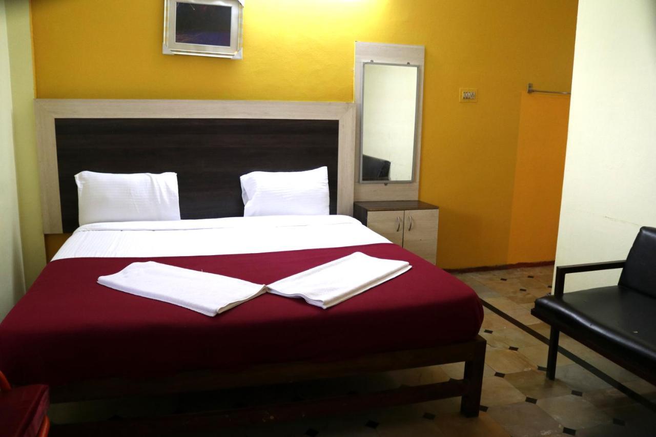 Hotel Siva Sakthi Tiruvannāmalai Eksteriør billede