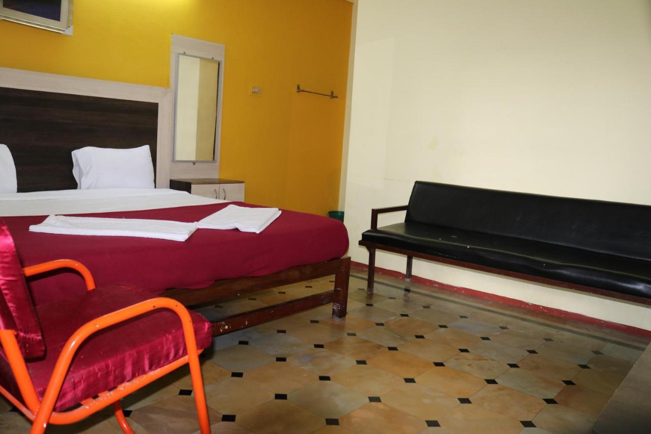 Hotel Siva Sakthi Tiruvannāmalai Eksteriør billede