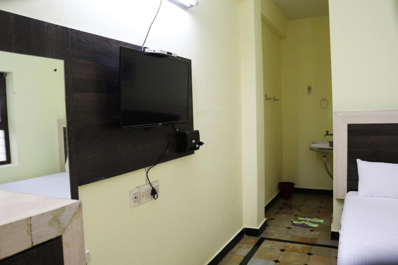 Hotel Siva Sakthi Tiruvannāmalai Eksteriør billede